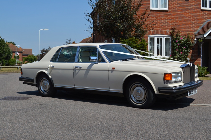 Car Hire Ashford Middlesex Car Hire Ashford Middlesex
